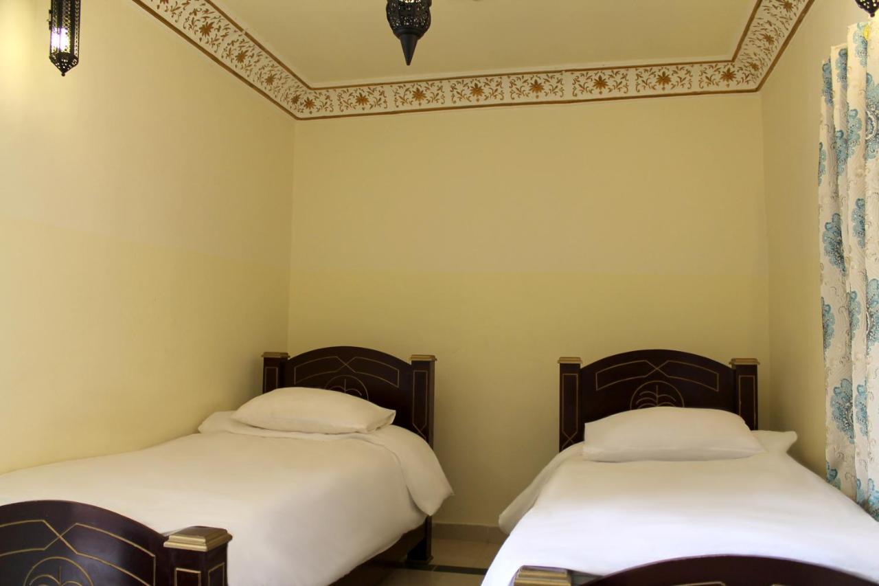 ホテル Golden Palm Oasis Fulayj al Masha'ikh エクステリア 写真
