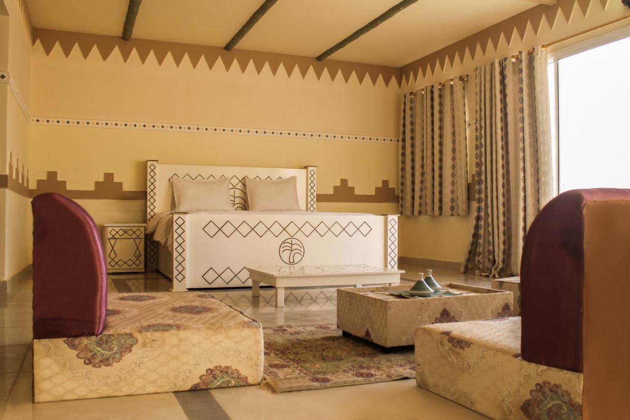 ホテル Golden Palm Oasis Fulayj al Masha'ikh エクステリア 写真