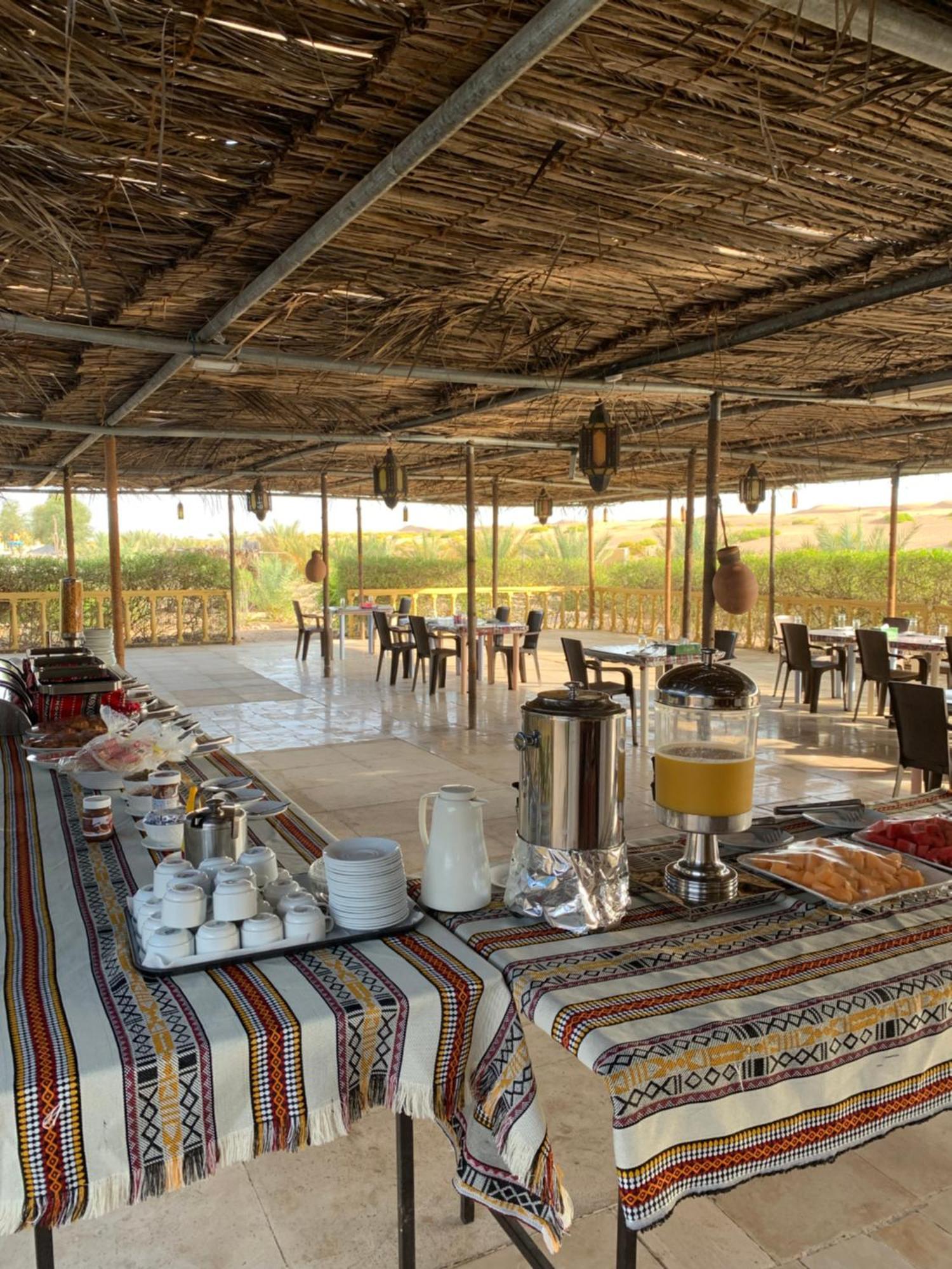 ホテル Golden Palm Oasis Fulayj al Masha'ikh エクステリア 写真