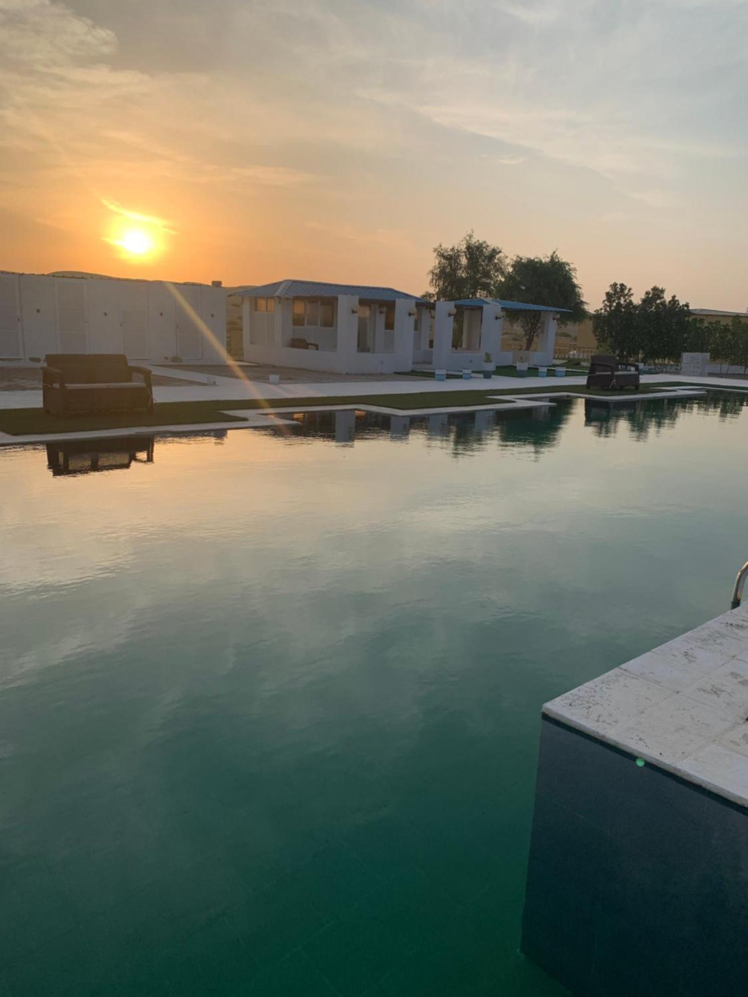 ホテル Golden Palm Oasis Fulayj al Masha'ikh エクステリア 写真