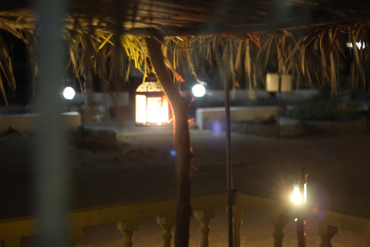 ホテル Golden Palm Oasis Fulayj al Masha'ikh エクステリア 写真