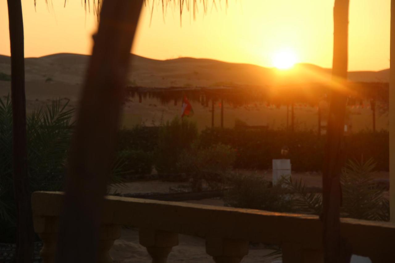 ホテル Golden Palm Oasis Fulayj al Masha'ikh エクステリア 写真