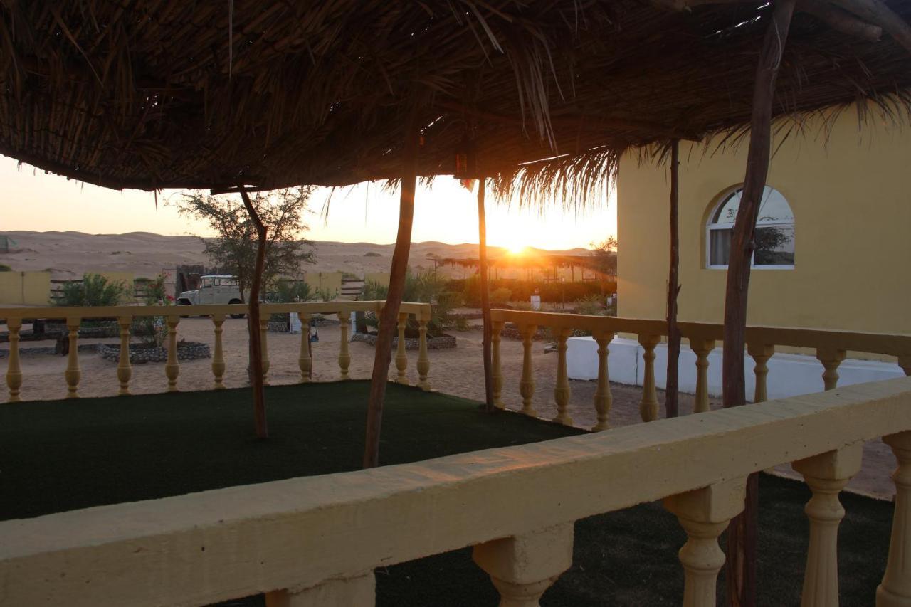 ホテル Golden Palm Oasis Fulayj al Masha'ikh エクステリア 写真